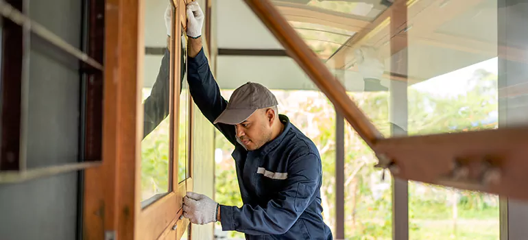 Double Hung Vinyl Window Sash Replacement in Naples, FL